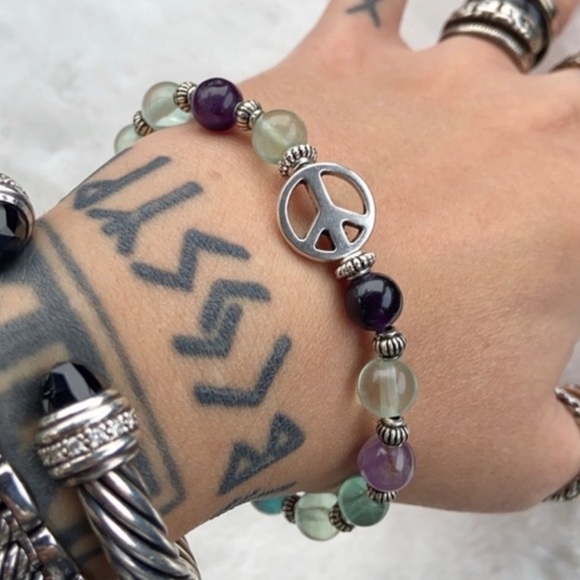 π΄ SALE ! red dot items are 2 for $25 . Bundle more than 3 and its $10 each π - Picture 11 of 11